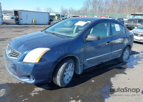 2010 Nissan Sentra 2.0S from USA, damaged, VIN 3N1AB6AP7AL656135